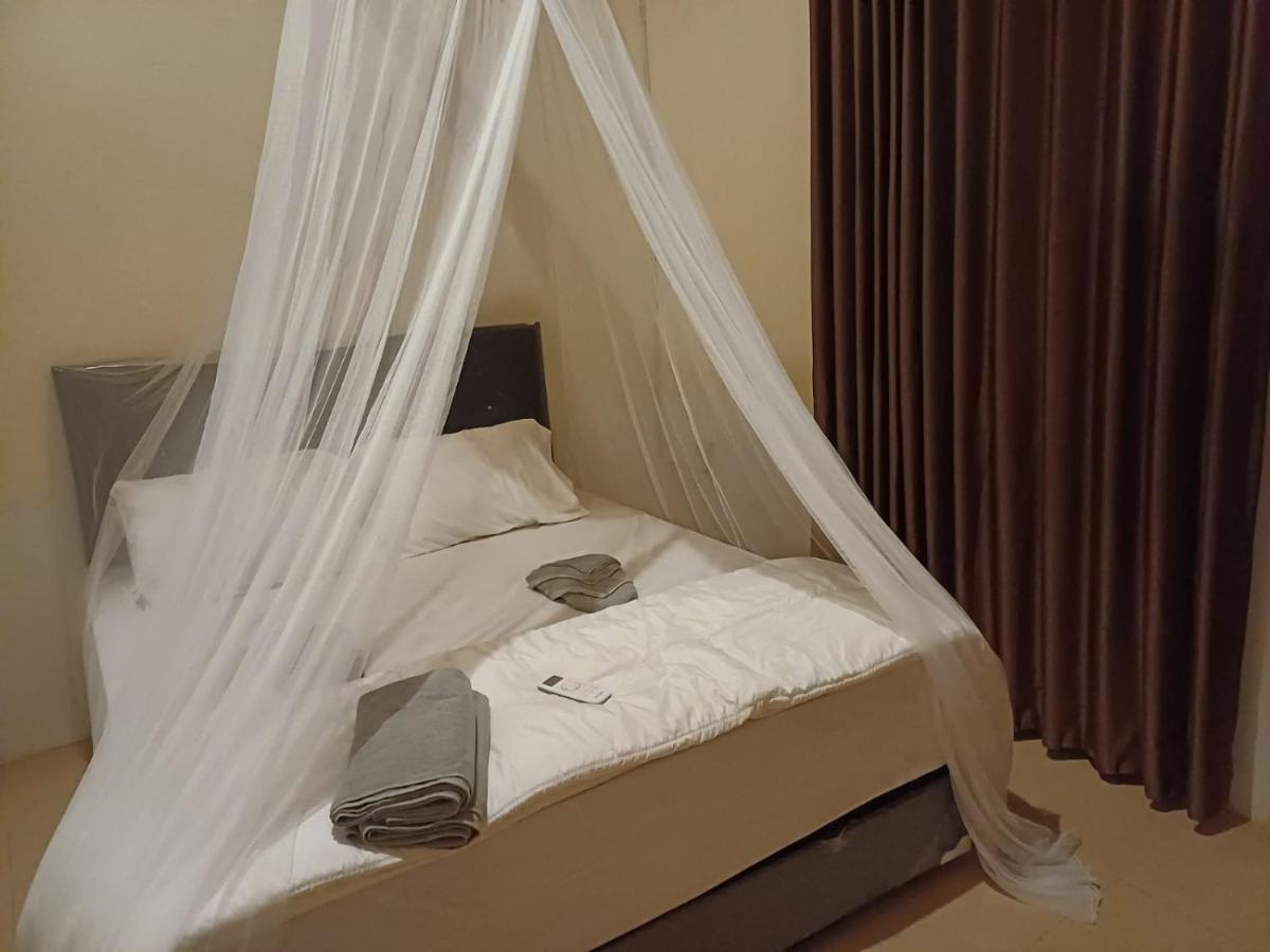 Black Sweet Bungalow Gili Air Exterior photo